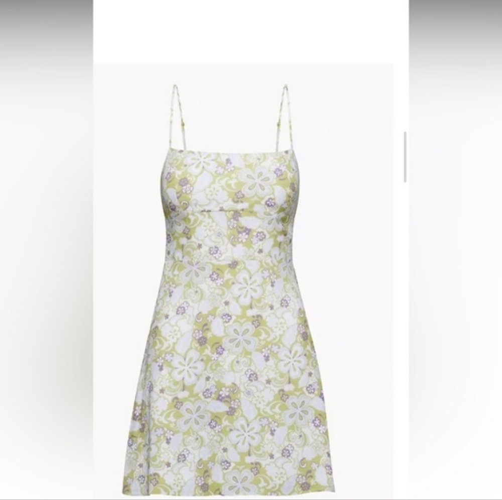 NWT Sunday Best Aritzia Jackson Dress Size Medium – Floral Dress‎